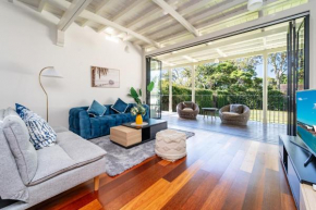 Strathfield Stylish 6br house with Pool Tennis, Sydney